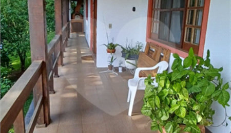 Casa à venda com 3 quartos, sendo 1 suíte,  no condomínio Clube de Campo Fazenda Tabarã, Mairiporã - SP