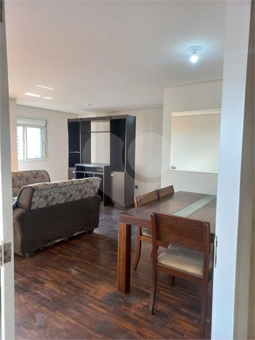 Apartamento à venda ou para alugar com 2 quartos, sendo 1 suíte, em Vila Bertioga, São Paulo, SP