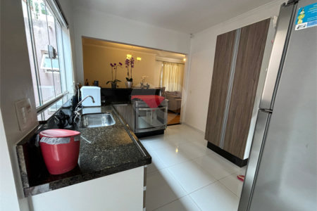 Casa à venda com 4 quartos, sendo 1 suíte,  em Vila Barth, Itapetininga, SP