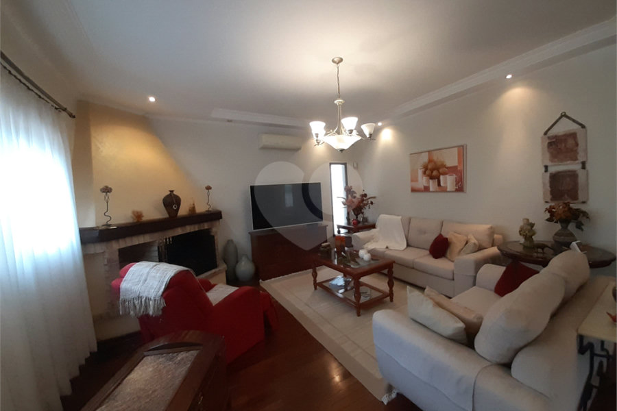 Casa à venda com 4 quartos, sendo 2 suítes,  em Jardim Floresta, São Paulo, SP