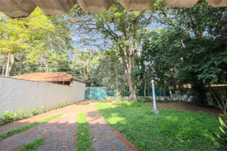 Terreno à venda com 1 suíte em Interlagos, São Paulo, SP