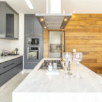 Casa à venda com 4 suítes no condomínio Granville, Atibaia - SP