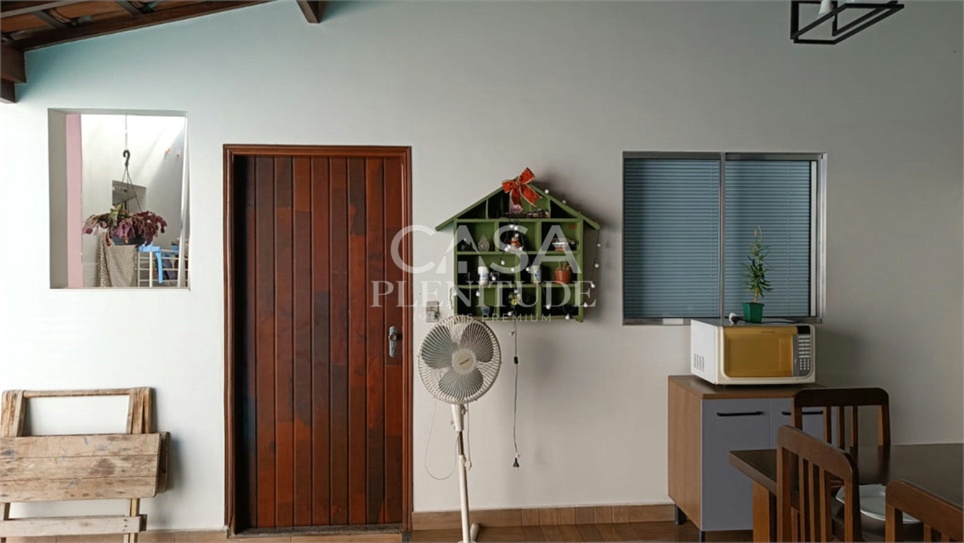 Casa à venda com 3 quartos, sendo 1 suíte,  em Jardim Americano, Sorocaba, SP