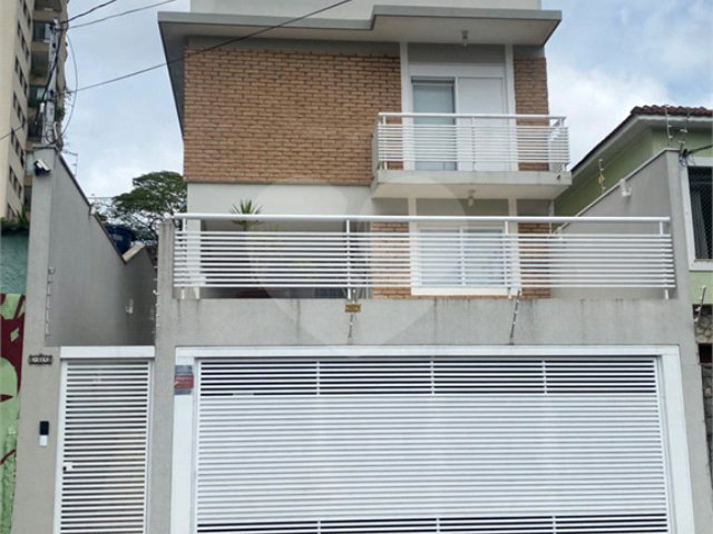 Sobrado à venda com 3 suítes em Santana, São Paulo, SP