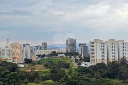 Apartamento à venda com 3 quartos, sendo 1 suíte, em Parque Campolim, Sorocaba, SP