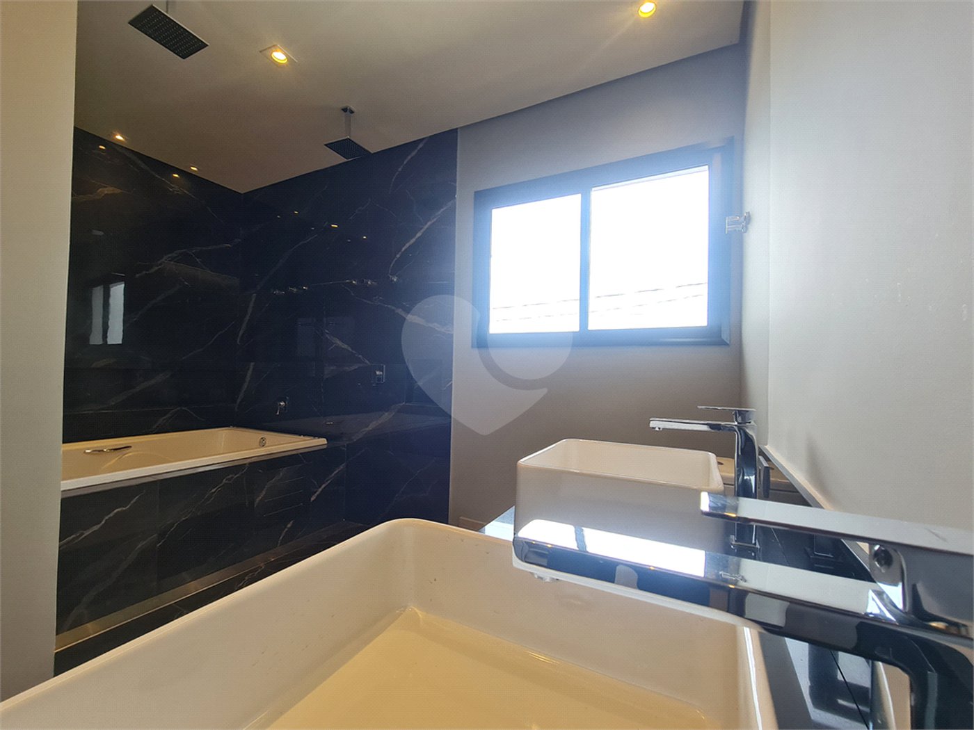 Casa à venda com 3 suítes no condomínio Parque Ibiti Reserva, Sorocaba - SP