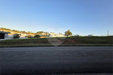 Terreno à venda no condomínio Fazenda Jequetibá, Sorocaba - SP