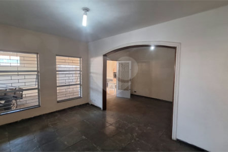 Casa à venda com 5 quartos, sendo 2 suítes,  em Vila Barão, Sorocaba, SP