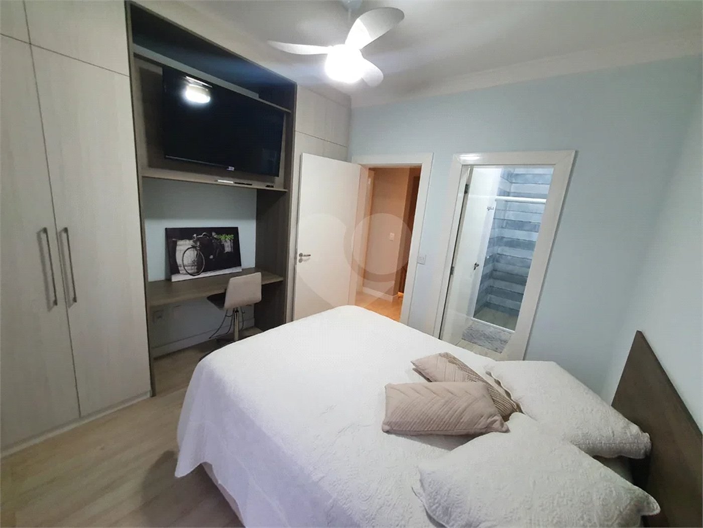 Casa à venda com 4 suítes no condomínio Granville São Venâncio, Itupeva - SP