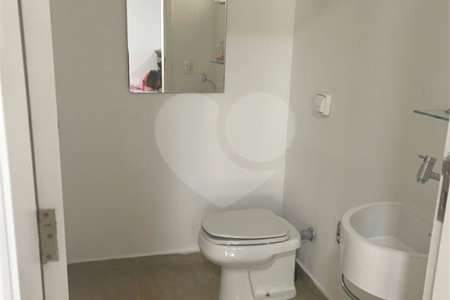 Casa à venda com 3 suítes no condomínio Valença, Sorocaba - SP