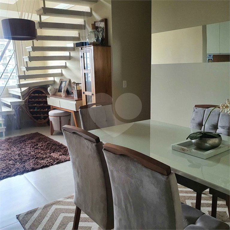 Duplex no Condomínio Monte Dore
