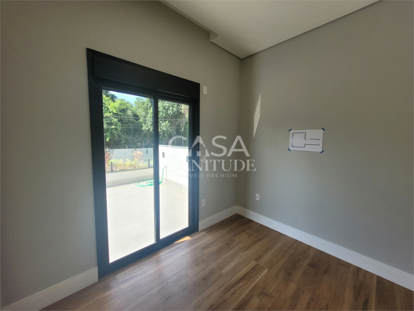 Terreno em condomínio à venda com 4 suítes em Chácaras Residenciais Santa Maria, Votorantim, SP