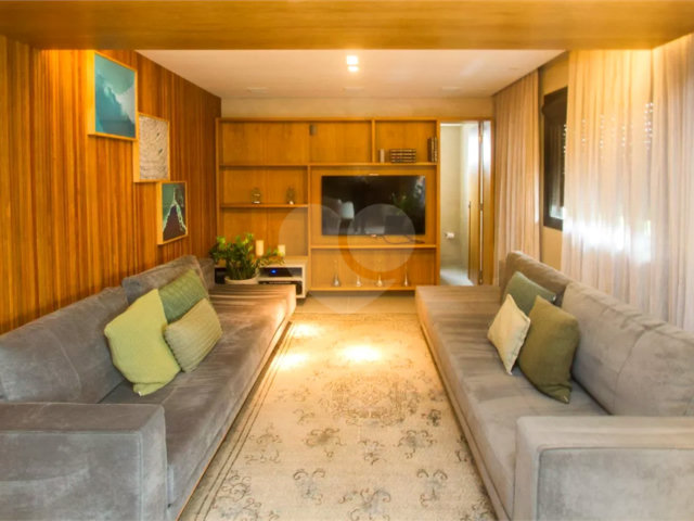 Apartamento à venda com 3 suítes em Alto da Boa Vista, São Paulo, SP