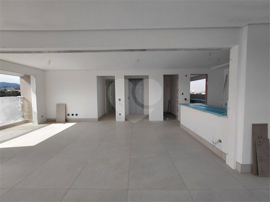 Apartamento à venda com 3 suítes em Jardim Leonor Mendes de Barros, São Paulo, SP