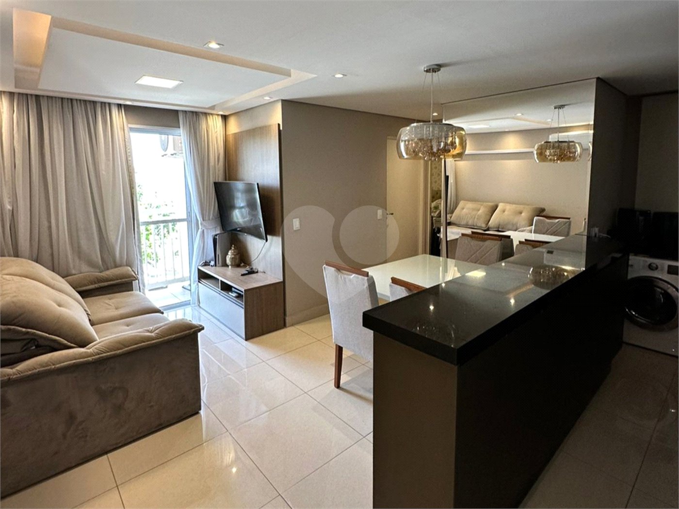Apartamento à venda com 2 quartos, sendo 1 suíte,  em Jardim Piratininga, Sorocaba, SP