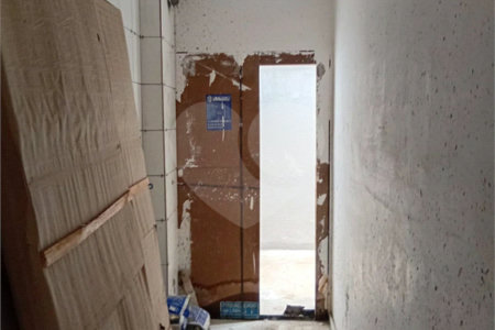 Apartamento à venda com 3 quartos em Parque Vitória, São Paulo, SP