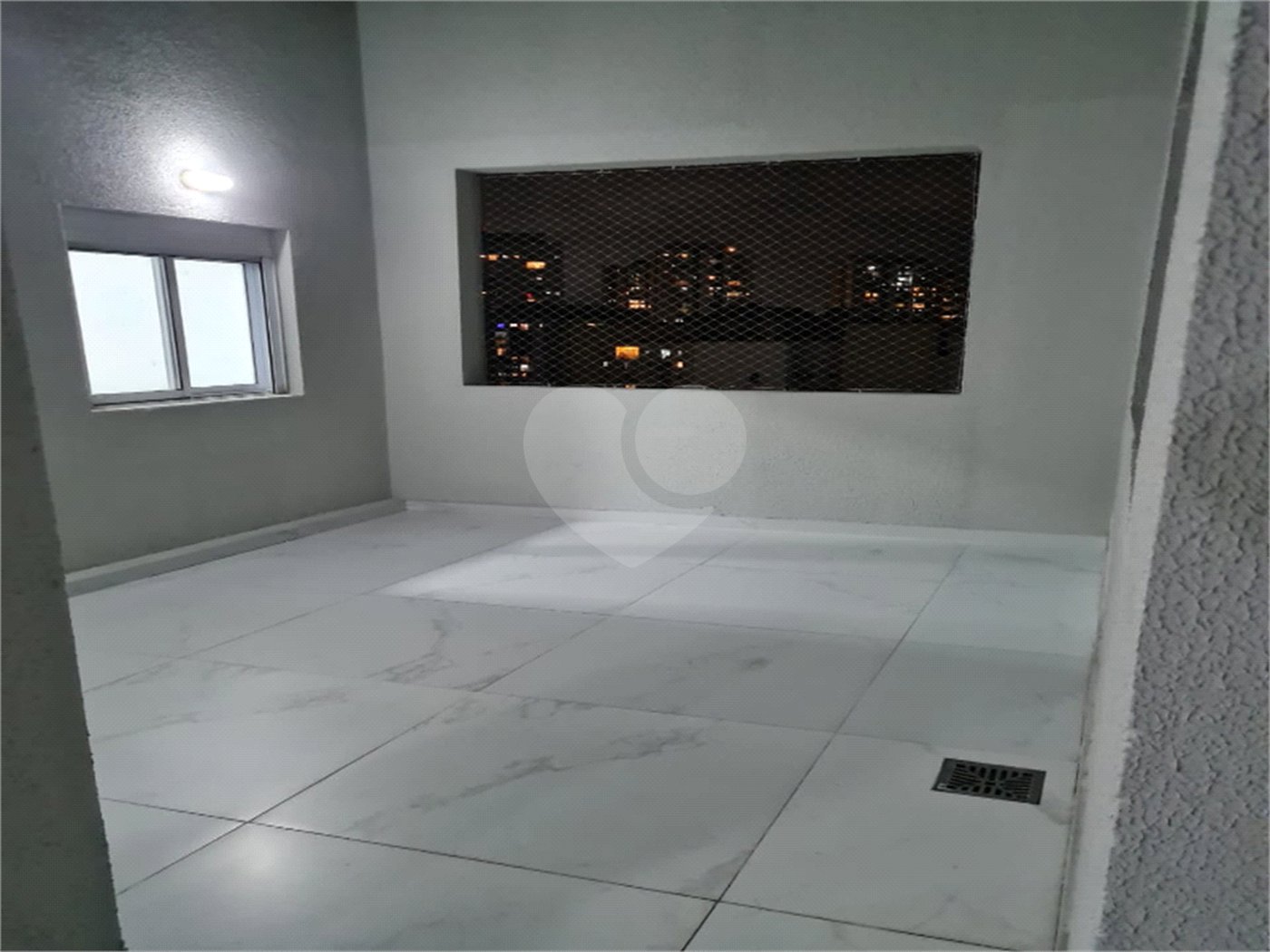 Apartamento à venda com 3 quartos, sendo 2 suítes, em Parque Reboucas, São Paulo, SP