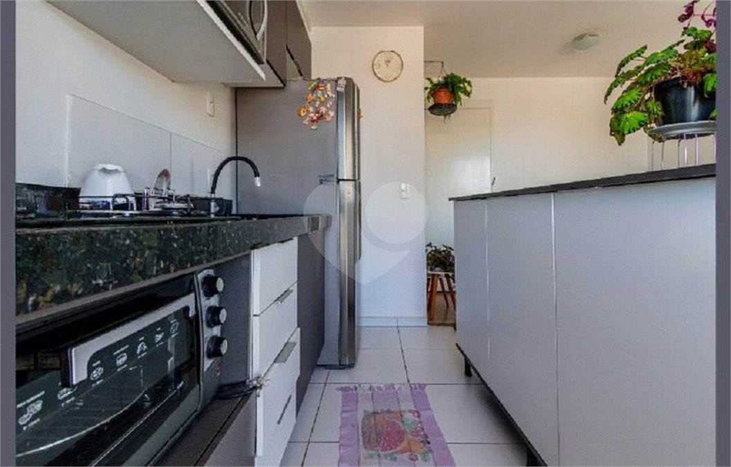 Apartamento à venda com 2 quartos em Parque Industrial Tomas Edson, São Paulo, SP