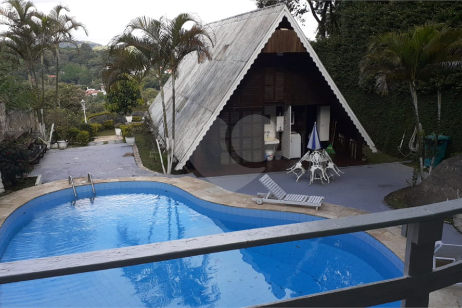 Sobrado à venda com 3 quartos, sendo 1 suíte, em Samambaia, Mairiporã, SP