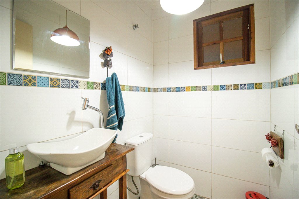 Sobrado à venda com 3 quartos, sendo 1 suíte, em Chácara Monte Alegre, São Paulo, SP