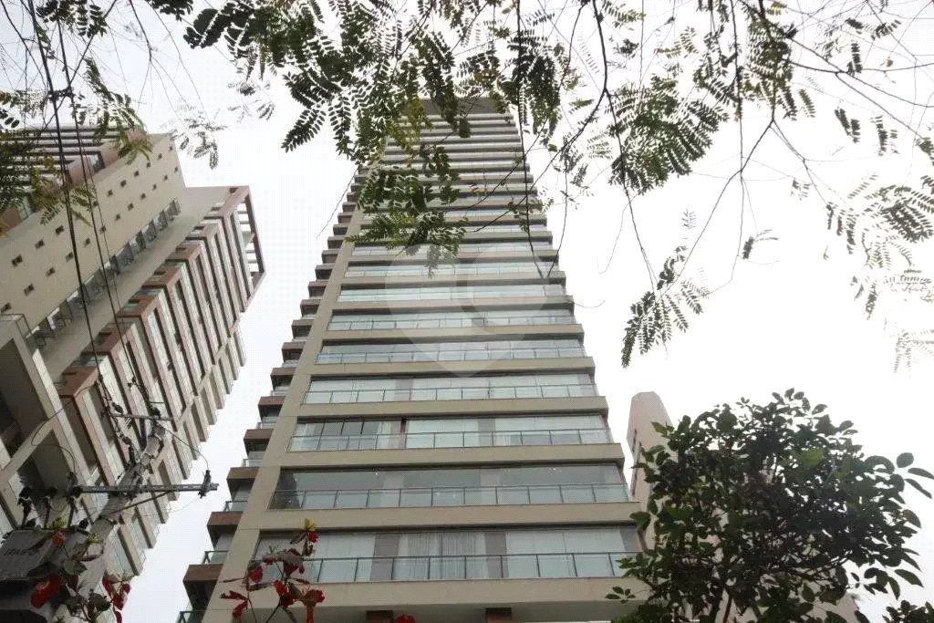 Apartamento à venda ou para alugar com 3 suítes em Itaim Bibi, São Paulo, SP