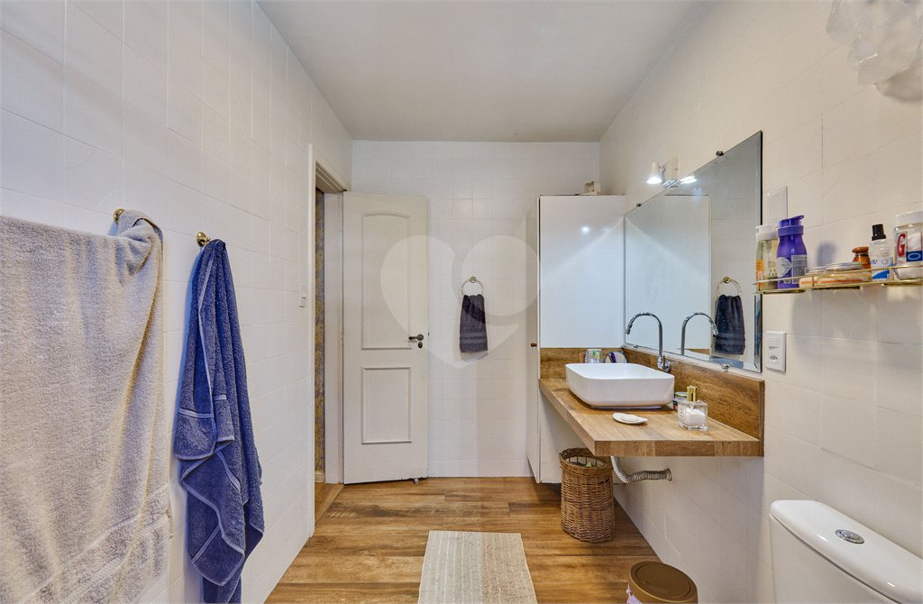 Sobrado à venda com 3 quartos, sendo 2 suítes, em Vila Mascote, São Paulo, SP