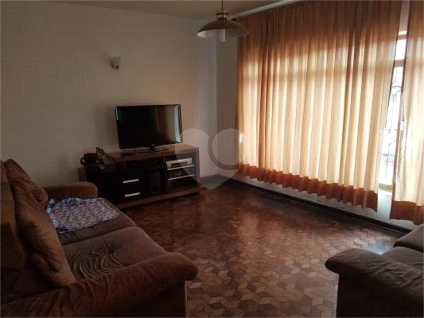 Sobrado à venda com 4 quartos, sendo 1 suíte, em Vila Constança, São Paulo, SP