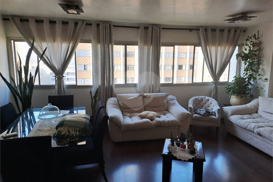 Apartamento à venda com 3 quartos, sendo 1 suíte, em Santana, São Paulo, SP