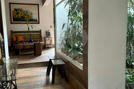 Casa Térrea para alugar com 3 suítes em Jardim do Lago, Atibaia, SP