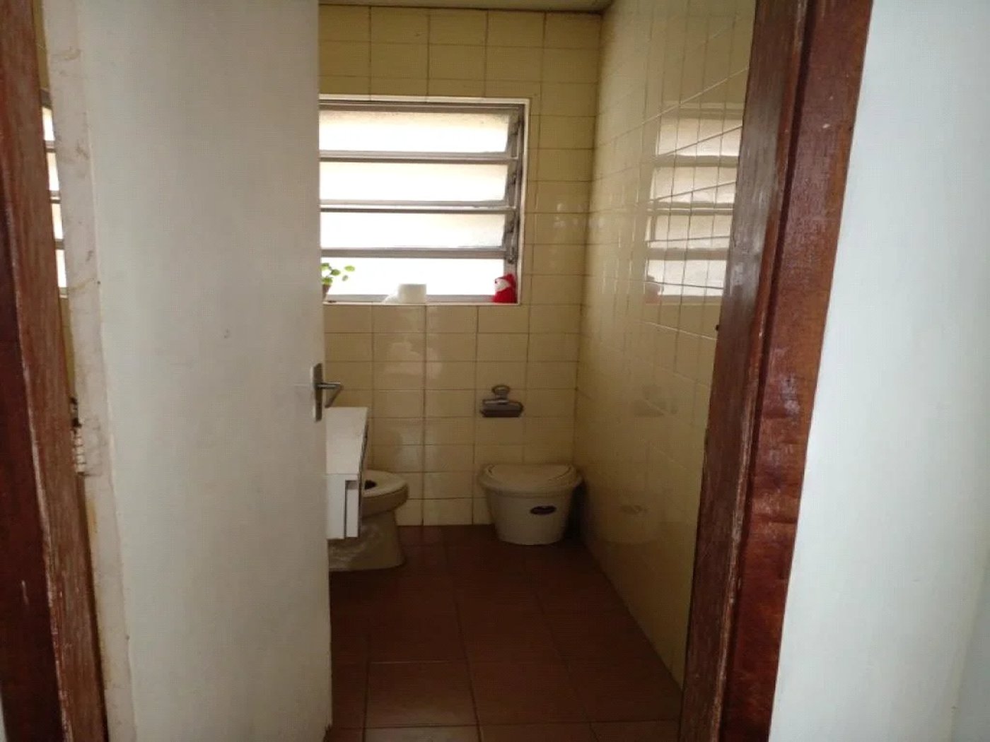 Casa à venda com 6 quartos em Jardim Peri Peri, São Paulo, SP