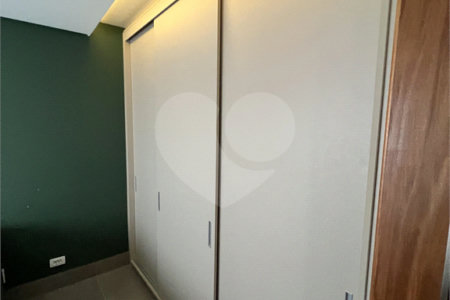 Apartamento à venda com 1 quarto em Santo Amaro, São Paulo, SP