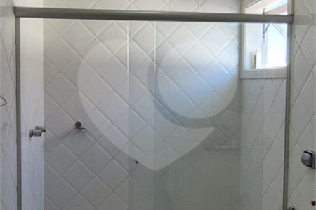 Casa à venda ou para alugar com 3 suítes no condomínio Jardim Theodora, Itu - SP