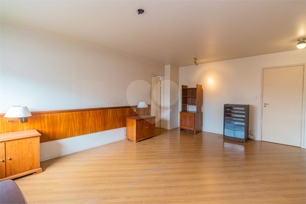 Sobrado à venda com 3 quartos, sendo 1 suíte, em Jardim Prudência, São Paulo, SP