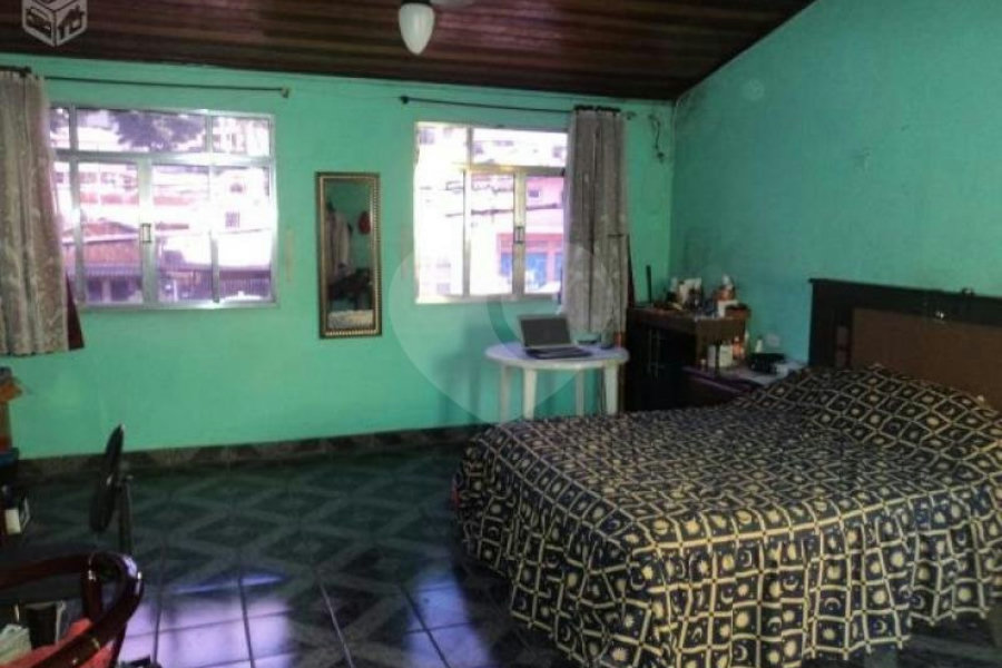 Sobrado à venda com 3 quartos no Brasilândia, São Paulo, SP