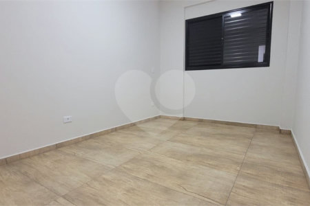 Apartamento para alugar com 2 quartos, sendo 1 suíte, em Jardim Carambeí, São Roque, SP