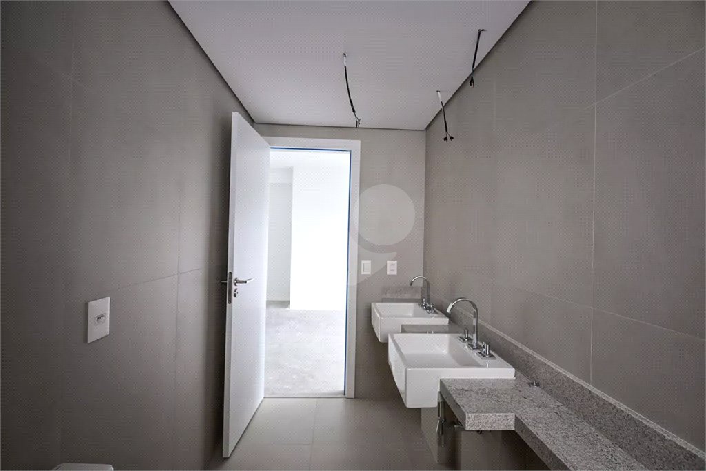 Apartamento à venda com 3 suítes,  em Jardim Fonte do Morumbi, São Paulo, SP