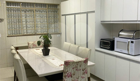 Casa à venda com 4 quartos, sendo 1 suíte, no Centro, Indaiatuba, SP