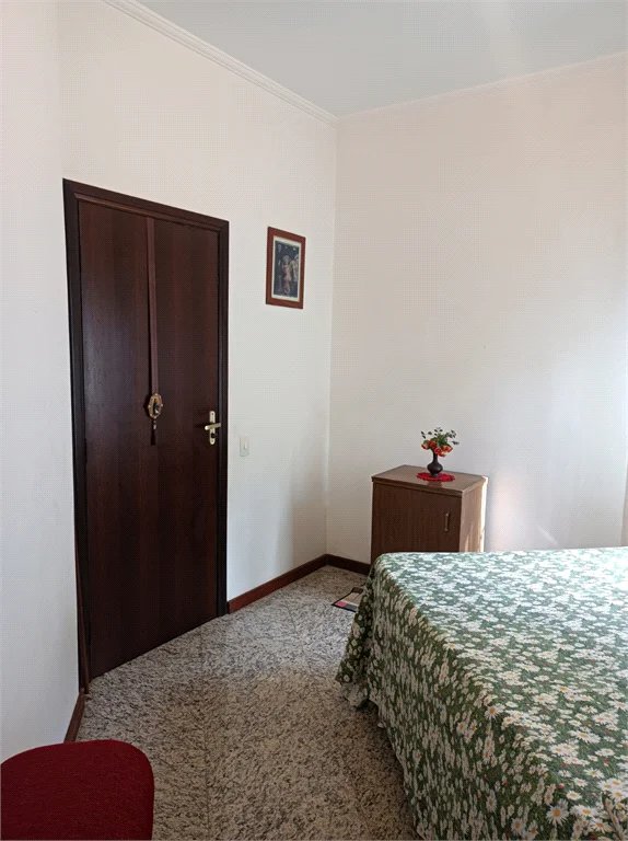 Sobrado à venda com 5 quartos, sendo 4 suítes,  em Rolinópolis, São Paulo, SP