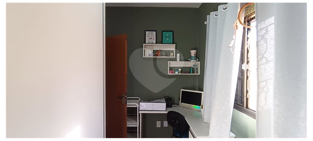 Casa à venda com 3 quartos, sendo 1 suíte, em Vila Boa Vista, São Carlos - SP