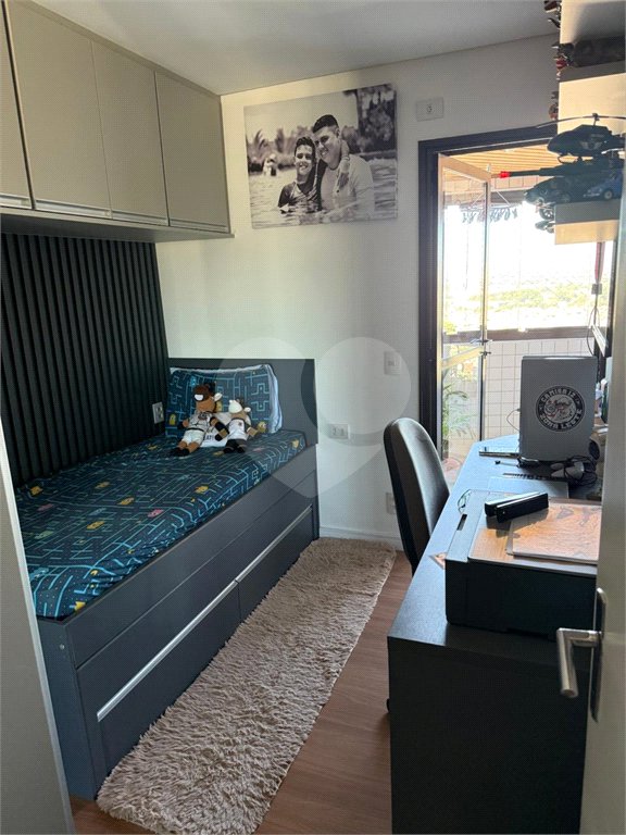 Apartamento à venda com 3 quartos, sendo 1 suíte, em Vila São João, Poá, SP