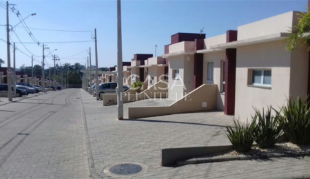 Casa em condomínio à venda com 2 quartos em Vila Pedroso, Votorantim, SP