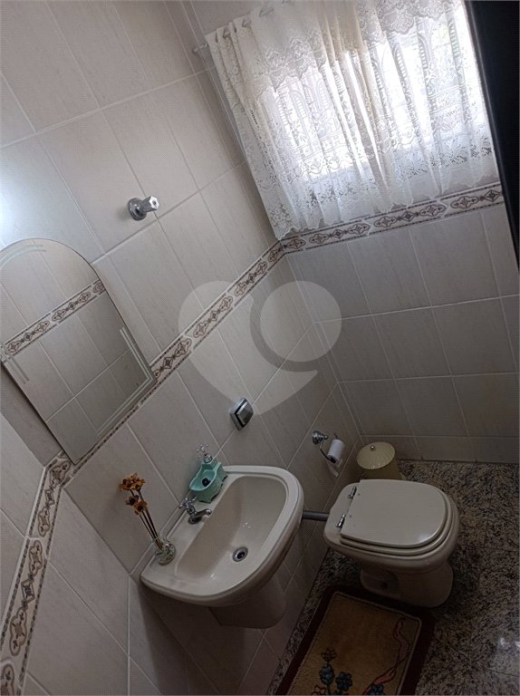 Sobrado à venda com 5 quartos, sendo 4 suítes,  em Rolinópolis, São Paulo, SP
