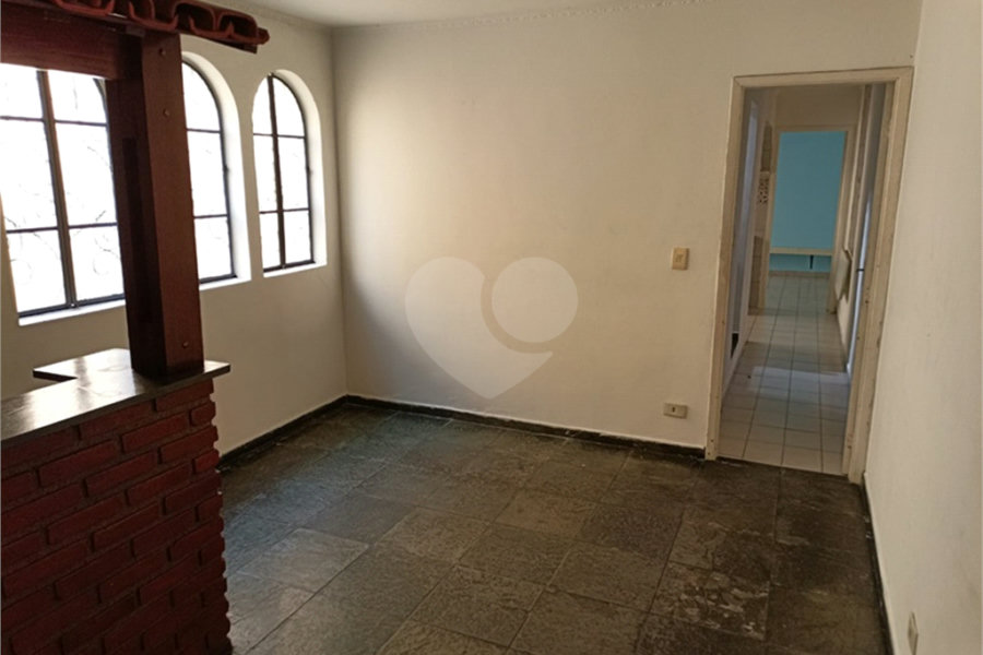 Sobrado à venda com 4 quartos, sendo 1 suíte, em Vila Nova Mazzei, São Paulo, SP