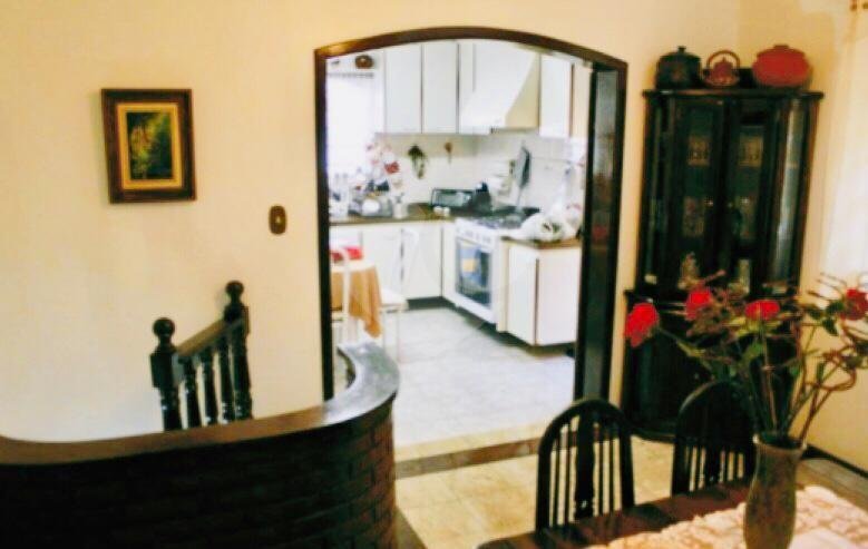 Sobrado à venda com 3 quartos, sendo 1 suíte, em Jabaquara, São Paulo, SP