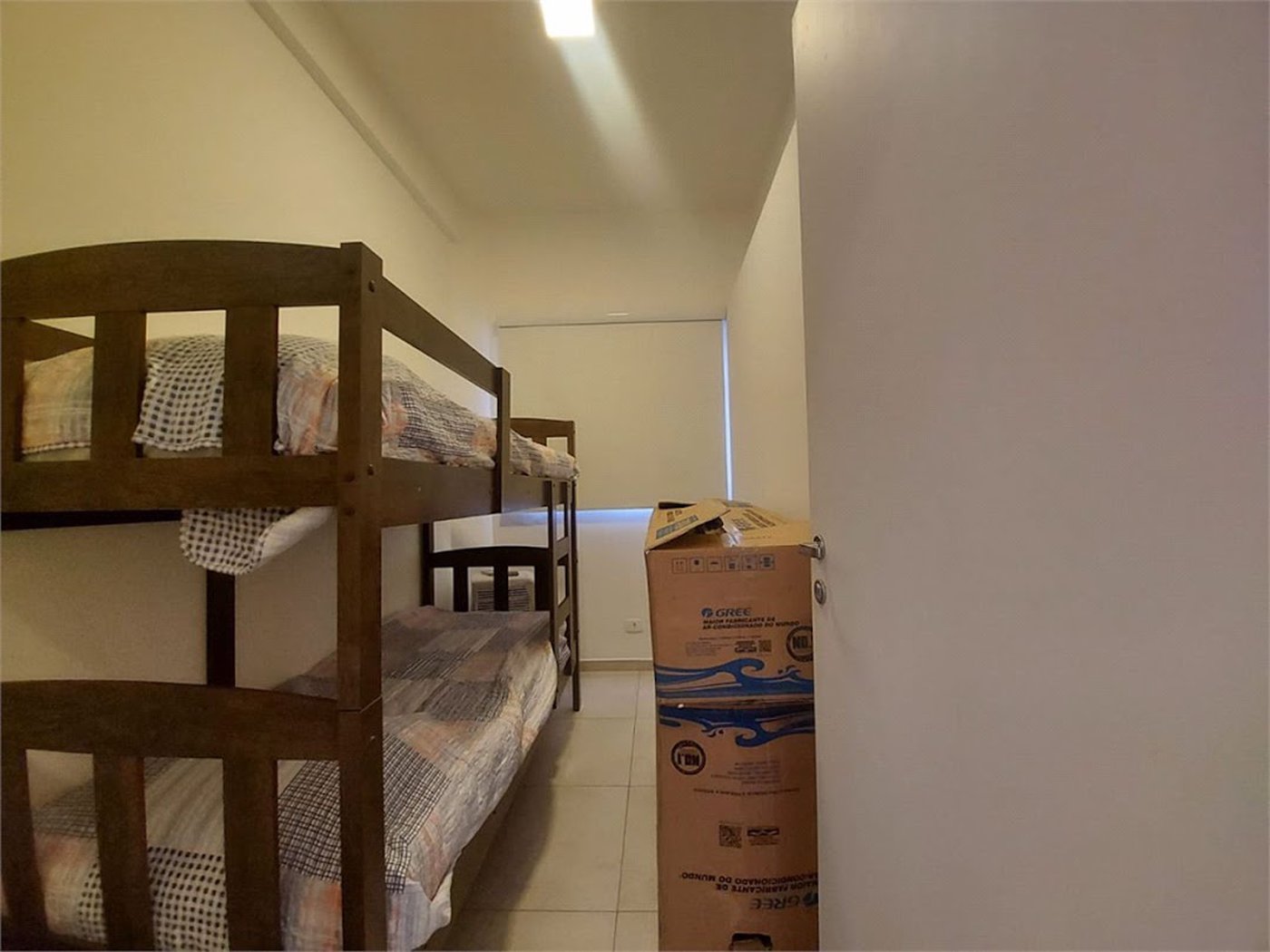 Apartamento com 4 dormitórios à venda, 120 m² por R$ 700.000,00 - Pitangueiras - Guarujá/SP