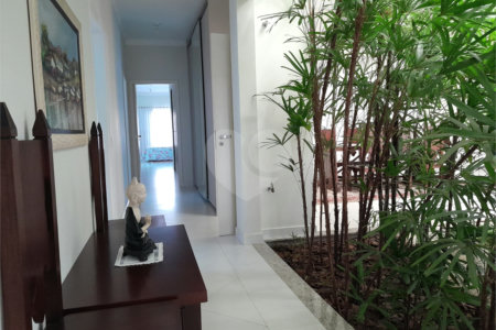 Casa à venda com 5 suítes no condomínio Ipe Velho, Vinhedo - SP