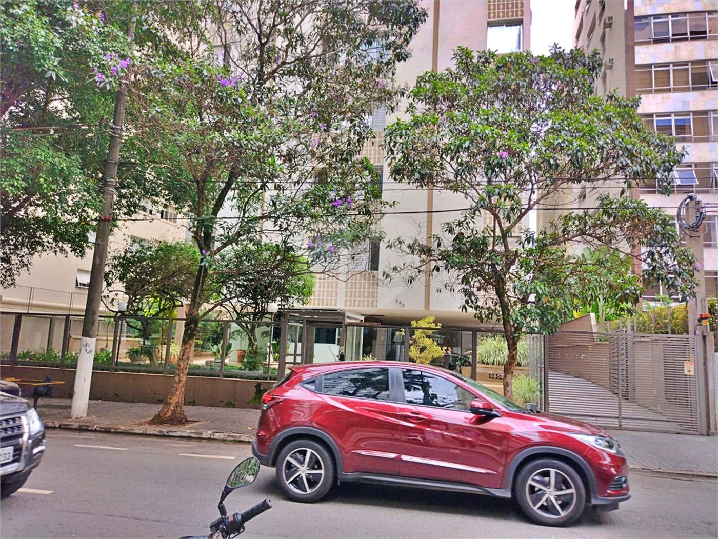 Apartamento à venda ou para alugar com 3 quartos, sendo 1 suíte, em Itaim Bibi, São Paulo, SP