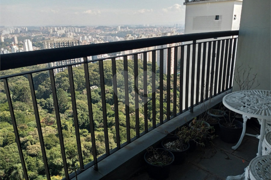 Apartamento à venda com 3 suítes em Morumbi, São Paulo, SP
