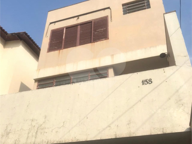 Sobrado à venda com 4 quartos, sendo 2 suítes,  em Santana, São Paulo, SP