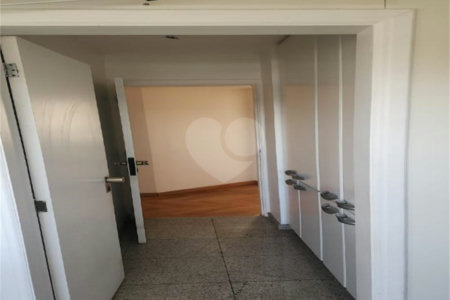 Apartamento à venda com 4 quartos, sendo 2 suítes,  em Indianópolis, São Paulo, SP
